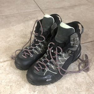 $349 Salewa Trainer Mid GTX Mountaineering Boots Shoes Slate Mint Sz 6.5
